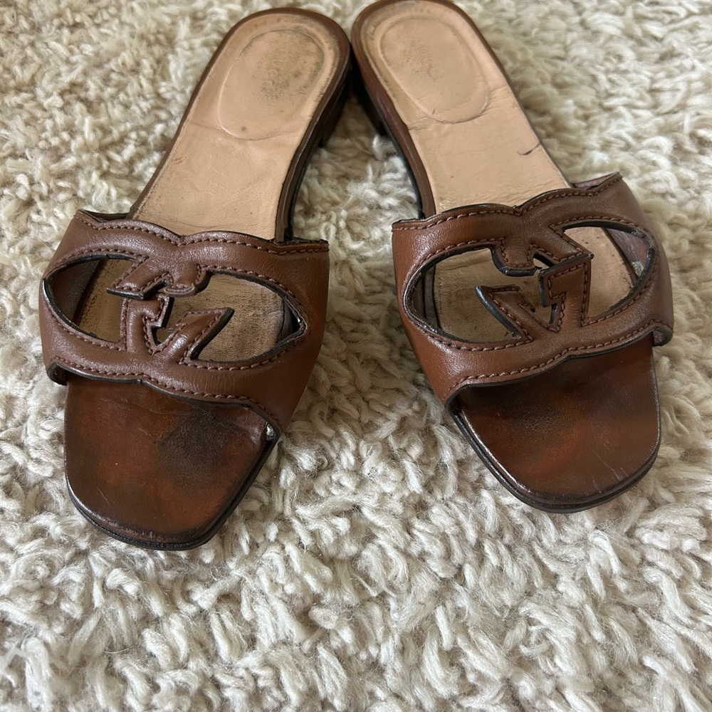Gucci interlocking G slide sandals